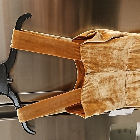 💕REFORMATION💕 Emira Velvet Dress ~ Gold 2 NWT - Picture 14 of 16